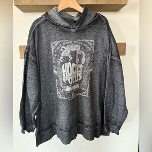 Disney Hocus Pocus|Gray wash lightweight sweatshirt in boho graphic•••plus size